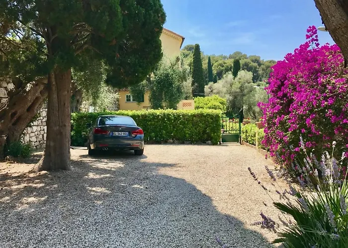 Charming Property With Private Pool
