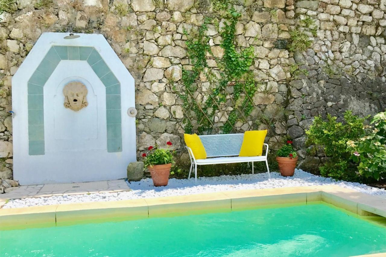 Charming With Private Pool