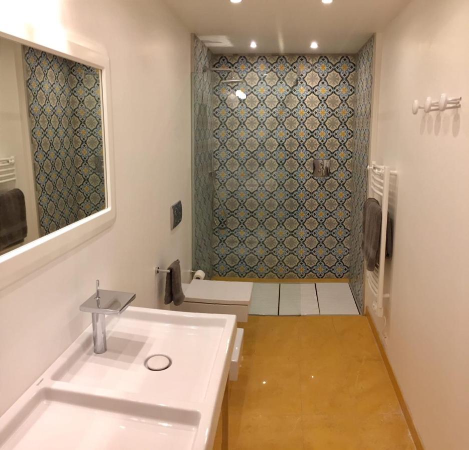 Charming With Private Pool *